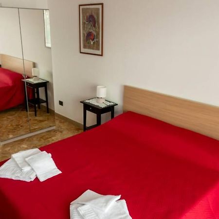 La Finestra Sul Golfo Apartment เนเปิลส์ ภายนอก รูปภาพ