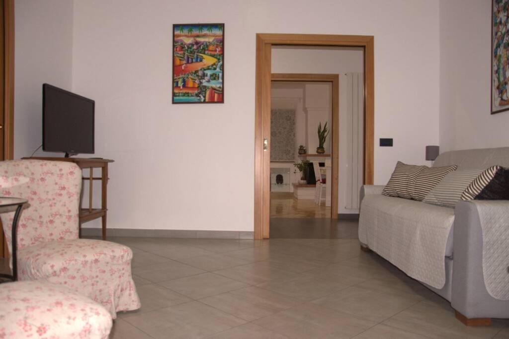 La Finestra Sul Golfo Apartment เนเปิลส์ ภายนอก รูปภาพ