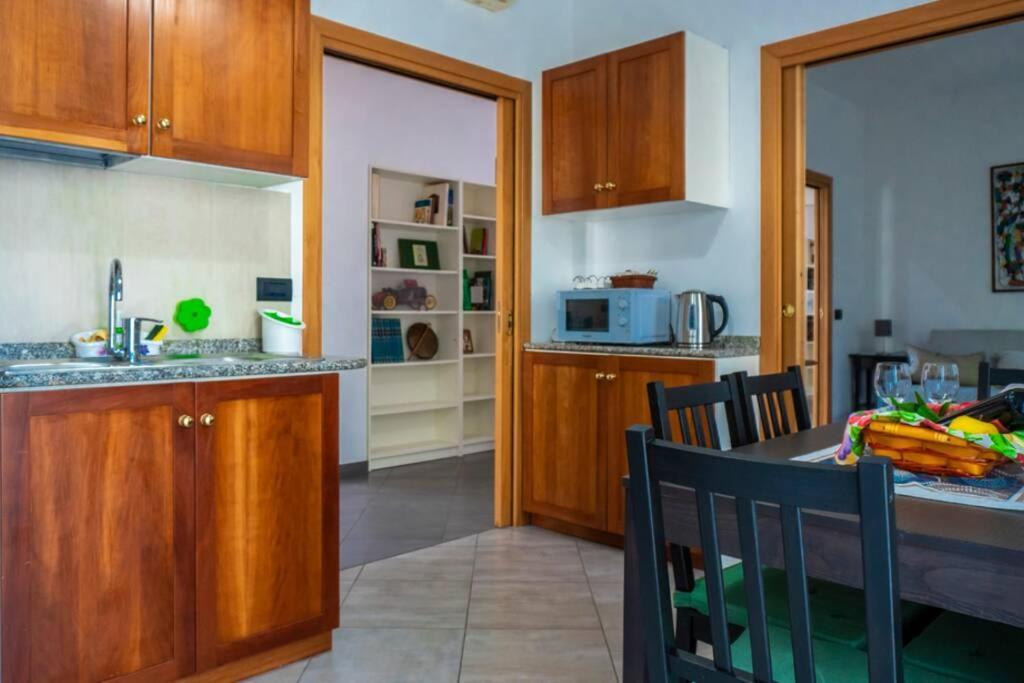 La Finestra Sul Golfo Apartment เนเปิลส์ ภายนอก รูปภาพ